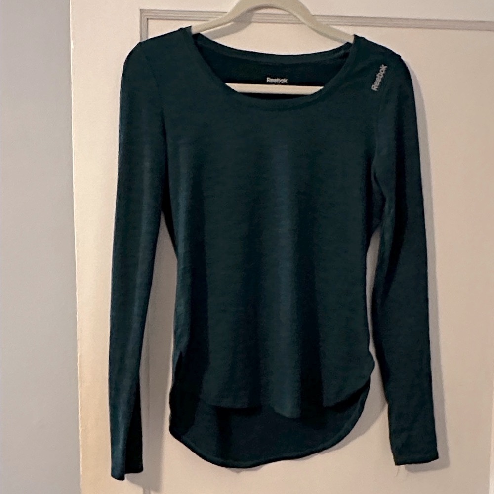 Reebok Women's Dark Green Long Sleeve Tech Tee, Size XS